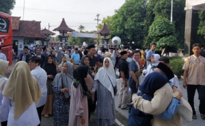 Tangis Haru Warnai Kepulangan Jemaah Haji Pemalang