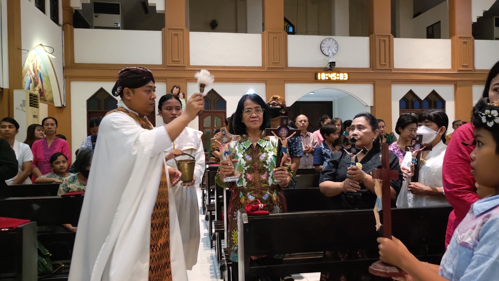 Inkulturisasi Budaya, Gereja Santo Yusup Rayakan Misa Sura
