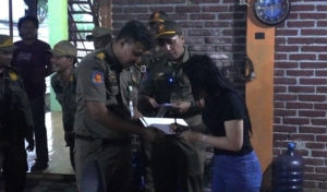 Satpol PP Batang Berikan Surat Peringatan Ke 30 Tempat Kafe dan Karaoke