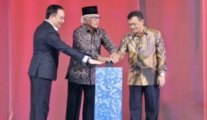 Dinobatkan sebagai Tokoh Pamomong Jateng, Ahmad Luthfi: Pembangunan Butuh Kebersamaan