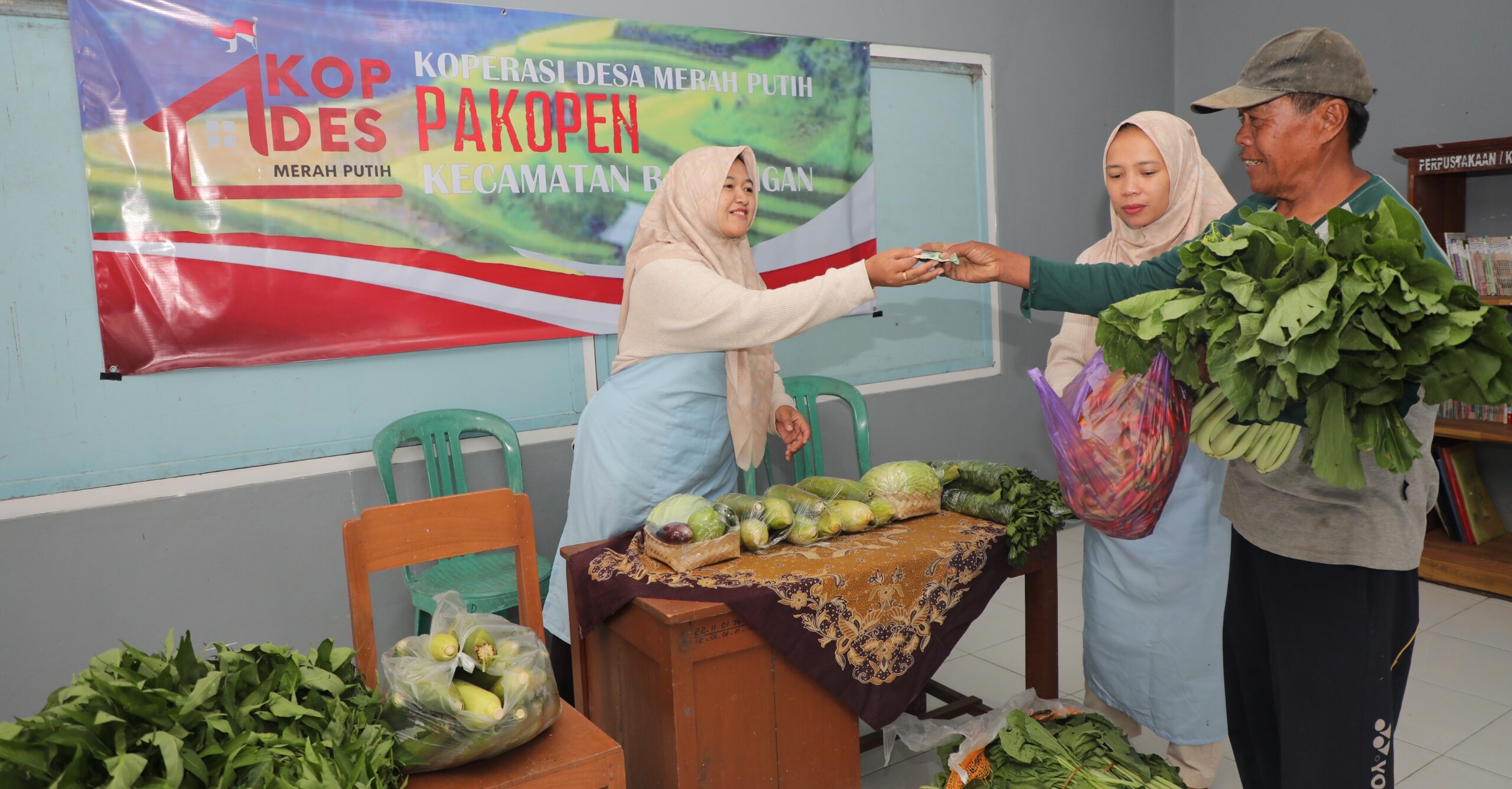Digencarkan Gubernur Ahmad Luhtfi, Kopdes Merah Putih di Jateng Ada yang Sudah Beroperasi