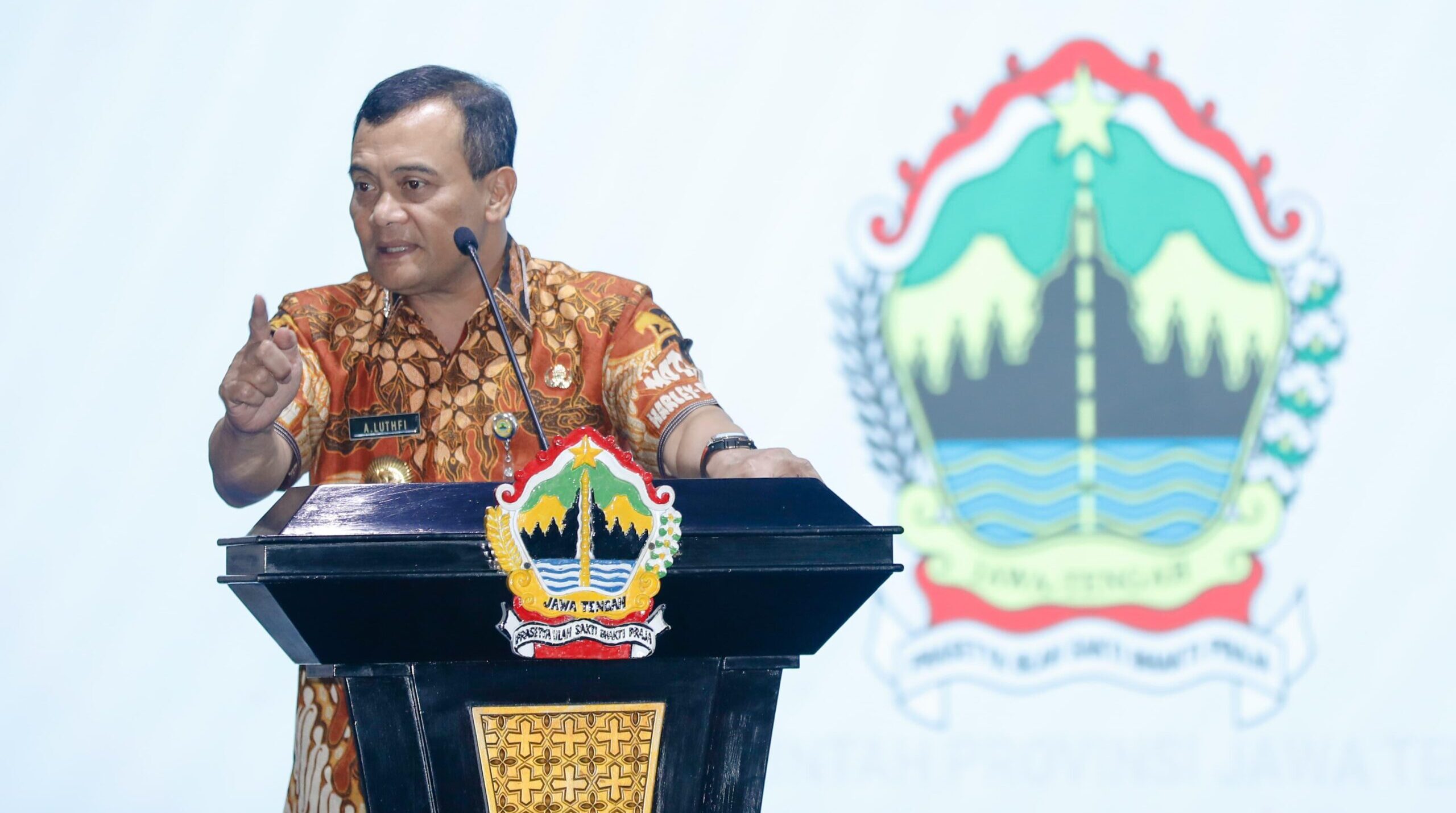 Gubernur Ahmad Luthfi Cari Cara Antisipasi Dampak Ekonomi Trump Effect