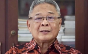 Peringatan Hari Jadi ke-80 Jawa Tengah, Heru Sudjatmoko: Entaskan Kemiskinan Lewat Pendidikan Gratis