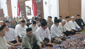Brebes Gelar Salat Gaib untuk Affan Kurniawan di Tengah Aksi Massa, Bentuk Doa Damai Bersama