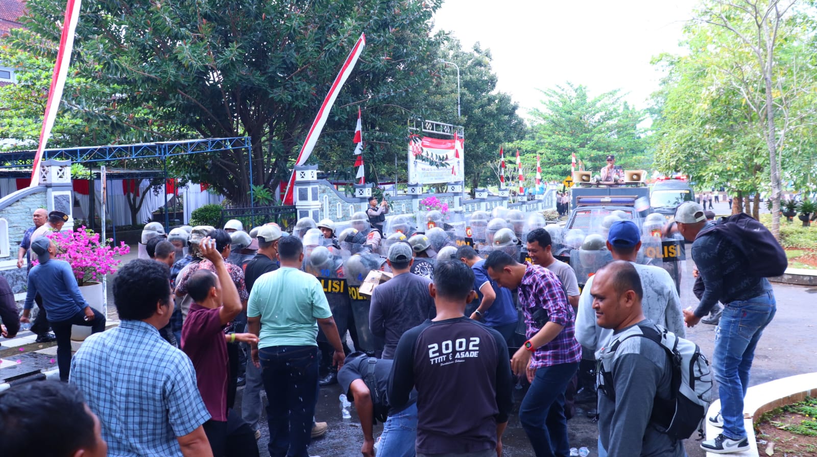 Antisipasi Aksi Anarkis Polres Pekalongan Gelar Simulasi