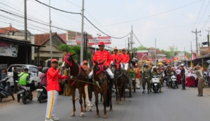 Kirab Budaya Hari Jadi Pekalongan Ke-403, Bupati Fadia Tampil Dekat dengan Masyarakat