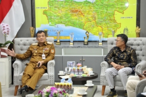 Ahmad Luthfi Dorong Percepatan Pengembangan Pelabuhan Tanjung Emas