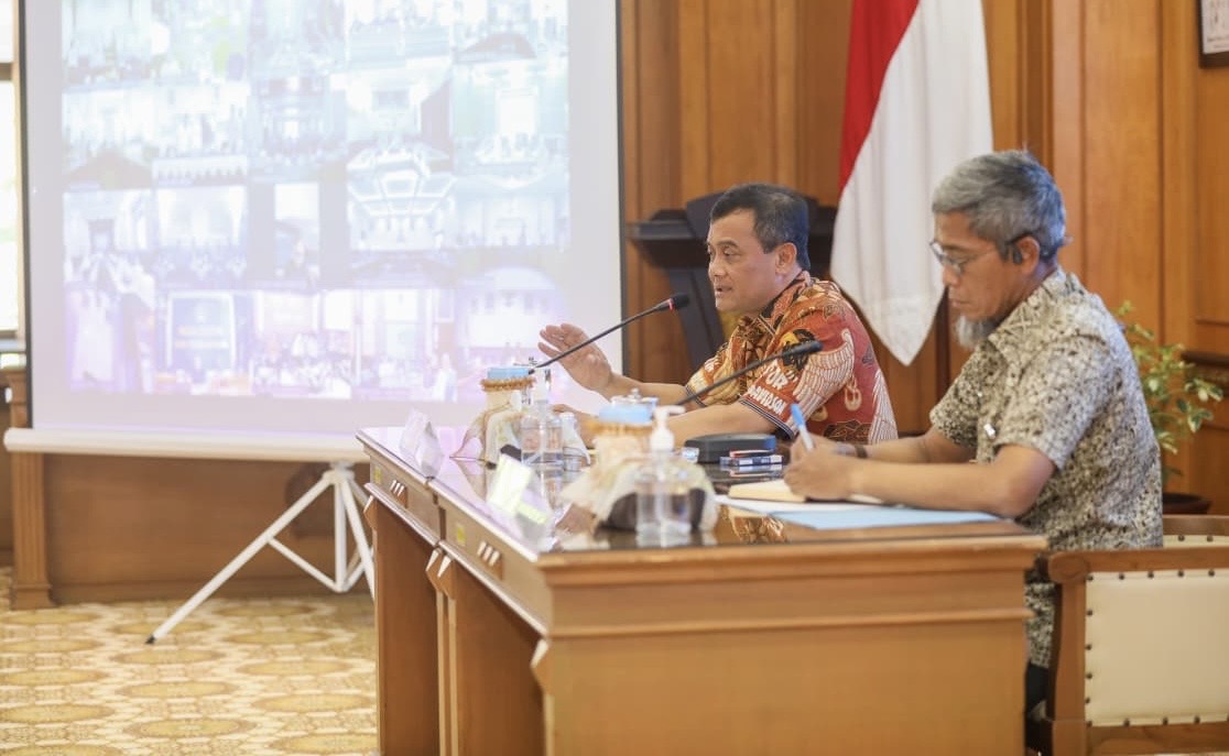 Gubernur Ahmad Luthfi Kumpulkan Bupati-Wali Kota, Instruksikan 4 Langkah Pemulihan Jateng