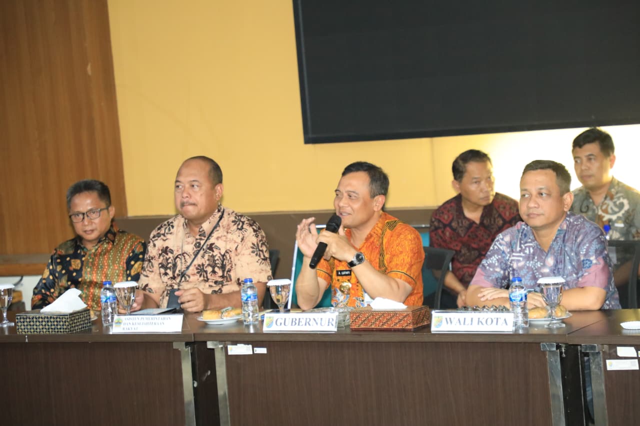 Tinjau Pemkot Pekalongan, Gubernur Ahmad Luthfi Tegaskan Layanan Publik Berjalan Normal