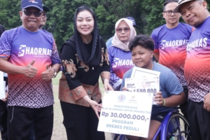 Full Senyum, 8 Atlet Berprestasi Haornas 2025 Dapat Penghargaan dari Bupati Brebes Paramitha