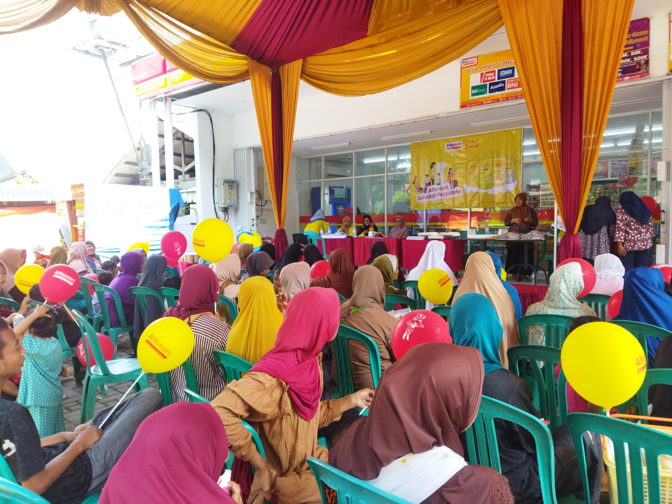 Edukasi Kesehatan Bayi, Alfamart dan Zwitsal Perluas Jangkauan Program Sahabat Posyandu di 34 Daerah 