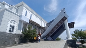 Breaking News, Bangunan Teras KPT Brebes Ambruk, 3 Korban Luka