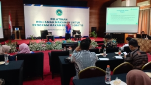 Penjamah Makanan di Kota Pekalongan Dibekali Pelatihan Higiene Dapur, Cegah Kasus Keracunan