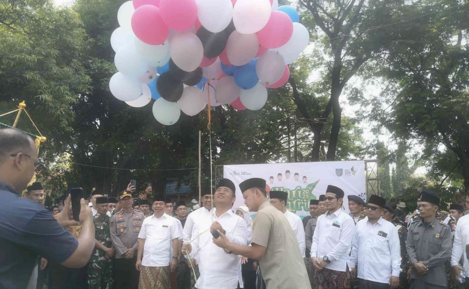 Ribuan Warga Nahdliyyin Ikuti Kirab Resolusi Jihad di Slawi