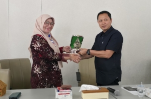 Saat DPRD Jateng Berkunjung ke Radio Slawi FM, Mampu Jaga Eksistensi di Era Digital