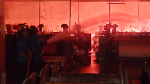 Gudang dan Ruang Tenun Eks Pabrik Texin Tegal Ludes, Damkar Fokus Cegah Api Meluas