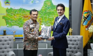 Pakistan Minati Investasi di Bidang Pertanian, Perkebunan, dan Pendidikan di Jawa Tengah