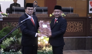 PAW DPRD Brebes, Heri Pasaribu Resmi Gantikan Sukirso