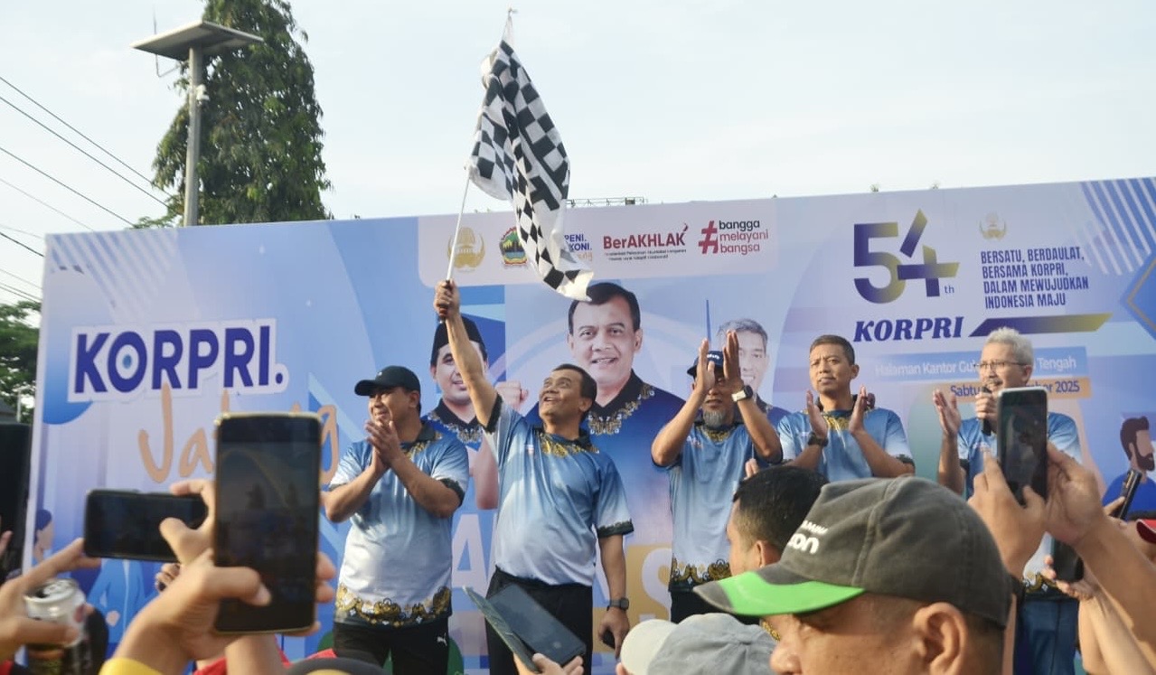 Jalan Sehat HUT ke-54 Korpri di Jateng, Jadi Momentum Mempererat Kebersamaan ASN dan Masyarakat