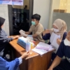 Layanan Dokter Spesialis Keliling RSU Siti Asiyah Bumiayu di Bangbayang Diserbu Ratusan Warga
