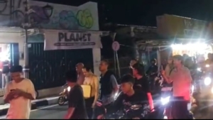 Viral, Seorang Warga Diarak Keliling Alun-alun Tegal Gegara Penipuan Loker di Freeport, Berujung di Kantor Polisi