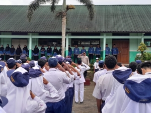 Berada di Lereng Gunung Slamet, Begini Suasana Upacara Hari Pahlawan SMPN 2 Bojong