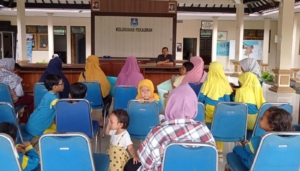 Dikeluhkan, Bau Sampah TPS Belakang Pacific Mall Kota Tegal Ganggu Sekolah PAUD Delima