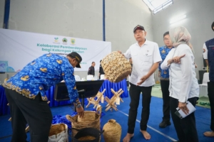 Wamensos Agus Jabo: Pelatihan Pemintalan Pelepah Pisang di Pemalang Dorong Kelompok Rentan Lebih Mandiri