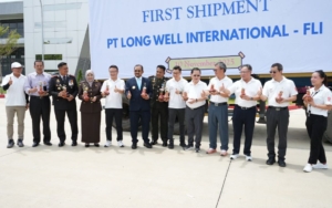 Bupati Pemalang Lepas Ekspor Sepatu PT Long Well ke Amerika