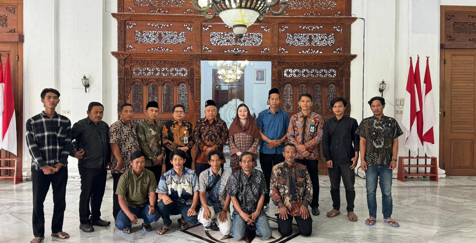 Bupati Brebes Sambut Haru Kepulangan 9 Warganya yang Jadi Korban Perbudakan Modern di Maluku Utara