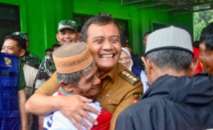 Tinjau Longsor Situkung Banjarnegara, Ahmad Luthfi Tegaskan Hunian Sementara Rampung dalam 3 Hari