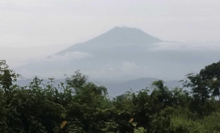 Update Gunungapi: Status Gunung Slamet Masih Waspada