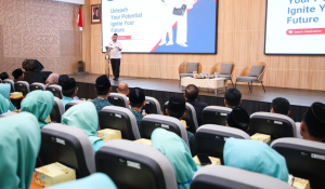 Wagub Jateng Ajak Siswa SMK Bekali Diri dengan Ilmu Bermanfaat