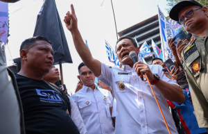 Warga Diingatkan Tak Berlebihan Rayakan Tahun Baru di Tengah Potensi Bencana