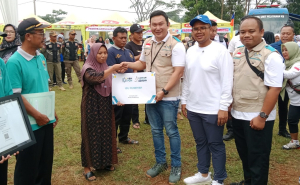 Aksi Sigap Bupati Batang, Selamatkan Warga Yang Tertahan Sakit di Malaysia