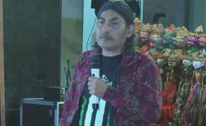 Sarasehan di Gedung Rakyat Slawi, Ngatawi Al Zastrow Blak-blakan Ungkap “Sampah” Budaya