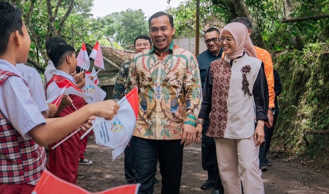 Menteri Wihaji Gerakkan Ayah Ambil Rapor Sekolah Anak