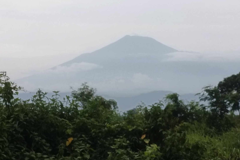 Pos Pengamatan Rekam Noise Banjir Bandang di Gunung Slamet