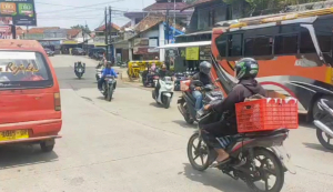 H-1 Natal, Lalu Lintas Pasar Linggapura dan Pagojengan Lancar