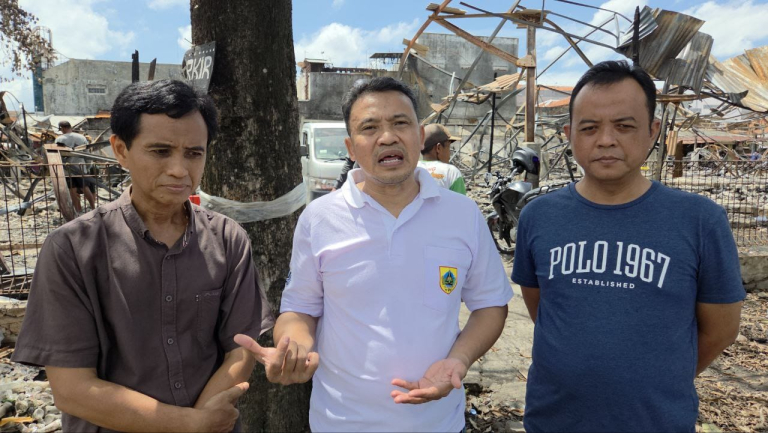 Puing Kebakaran Pasar Pagi Pemalang Dibersihkan, Pemerintah Akan Bangun Lapak Darurat