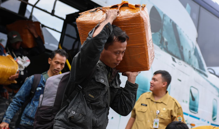 Pemprov Jateng Pulangkan Warga Terdampak Bencana dari Aceh