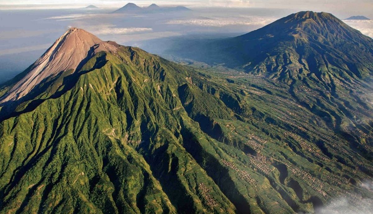 Dua Pendaki asal Magelang Dilaporkan Hilang di Gunung Slamet Via Dipajaya