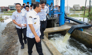 Pemprov Jateng Gunakan Pompa Tenaga Surya Atasi Rob Demak
