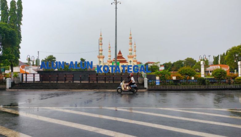 Cuaca Tegal Hari Ini, Rabu 24 Desember 2025, Hujan di Malam Hari hingga Subuh