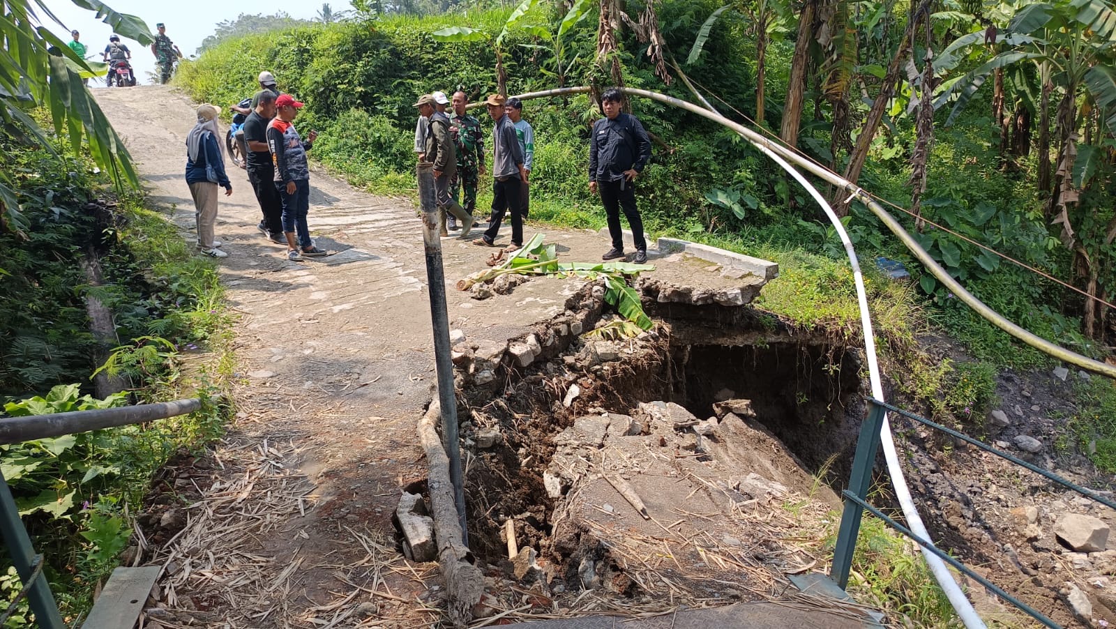 Bupati Brebes Pastikan Penanganan Jembatan Mlayang Lebih Cepat dari Prediksi