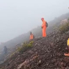 Pencarian Pendaki Hilang di Gunung Slamet Terkendala Cuaca