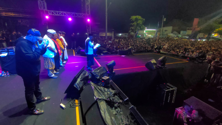 Enam Agama Bersatu di Tegal Doakan Indonesia